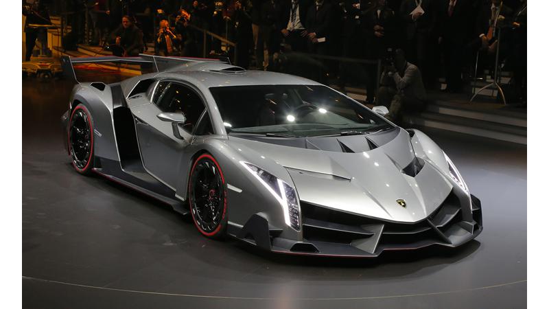 Lamborghini Veneno Roadster to be priced at 3.3 million Euros | CarTrade