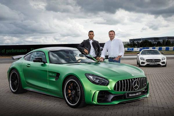 Mercedes AMG GT R and AMG GT Roadster