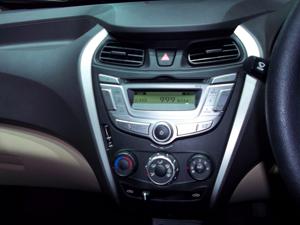 Hyundai Eon Interiors 51
