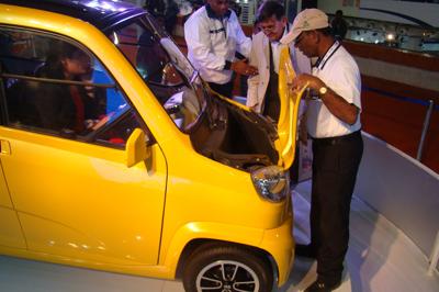 Bajaj Re60 To Unevil Auto Expo 2012 - 3