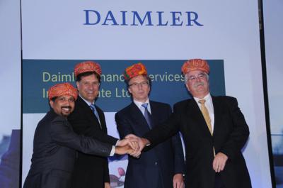 Daimler Financial Service.