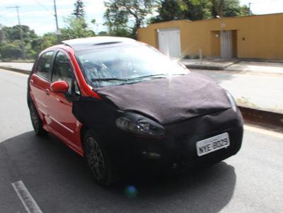 Facelifted Fiat Punto spotted during test runs in Brazil