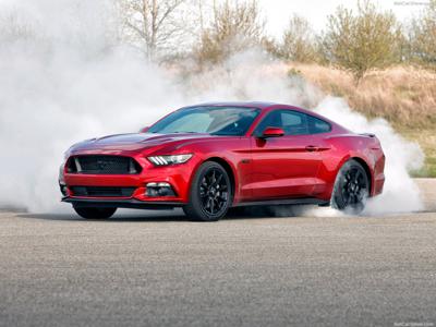 1,000 units of Ford Mustang delivered in the UK