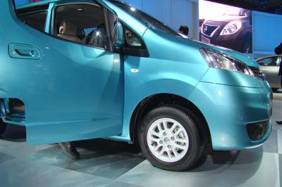 Nissan Evalia To Unevil Auto Expo 2012 - 1