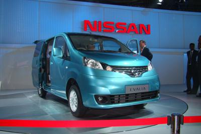 Nissan Evalia To Unevil Auto Expo 2012 - 4