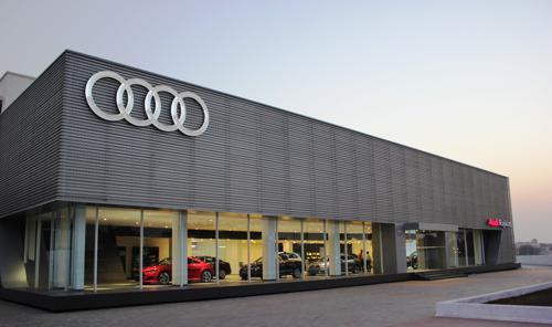 Audi inaugurates a new dealership in Rajkot  