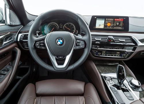 2017 BMW 5 series - 3
