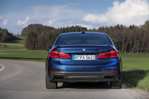 BMW M550i xDrive rear