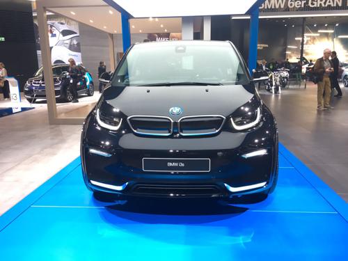 BMW i3s front