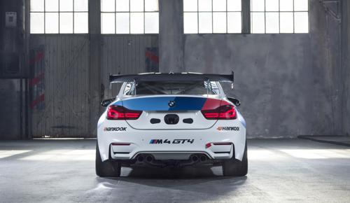 BMW reveals the M4 GT4 race car
