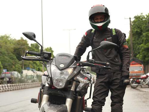 Popular Cross Country rider Mario Iroth in India