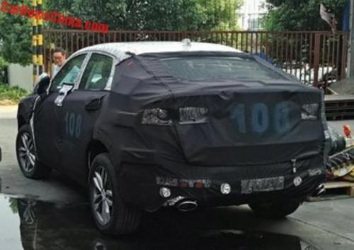Lynk  Co 02 crossover coupe spotted