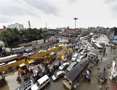 Hyundai, Ford and Renault stop production in Chennai due to floods