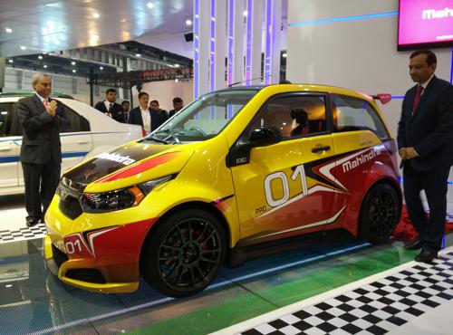 2016 Auto Expo: Mahindra displays its range of new cars and concepts 