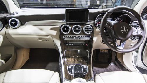 Mercedes Benz GLC interior