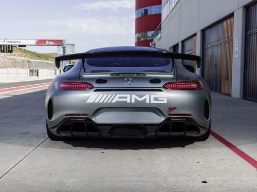 Mercedes-AMG reveals the new AMG GT4