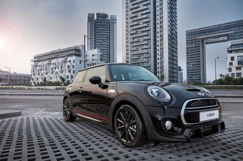 Limited edition Mini Cooper Carbon Edition launched for Rs 399 lakh
