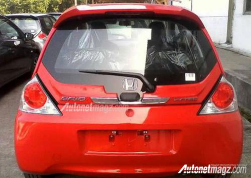 Honda Brio facelift spy shots emerge, likely to be unveiled at 2015 GIIAS in Indonesia