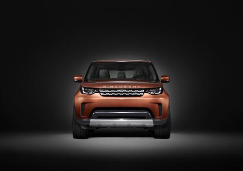 2017 Land Rover Discovery to come with remote folding seats