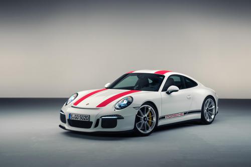 Porsche has unleashed a manual-only, lightweight 911 R at Geneva Motor Show