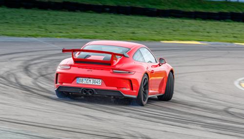  Porsche 911 GT3 breaks its own Nurbrugring time