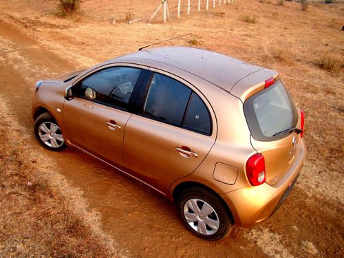 Renault Pulse Exterior Rear View