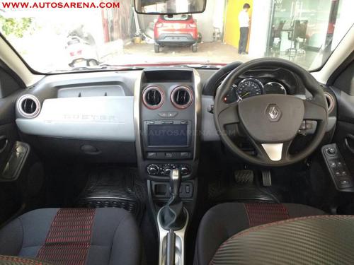 Renault Duster spotted with petrol automatic transmission | CarTrade