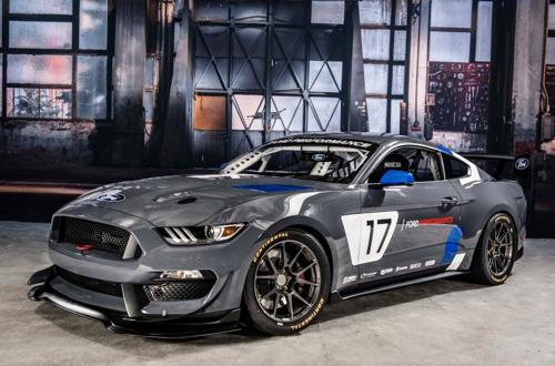 Ford Mustang GT4 Turnkey