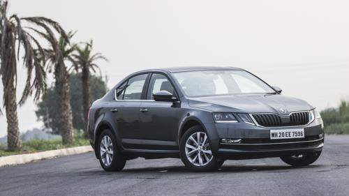 Skoda launched the 2017 Octavia in India at Rs 1549 lakhs