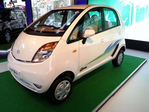  Tata Nano CNG emax