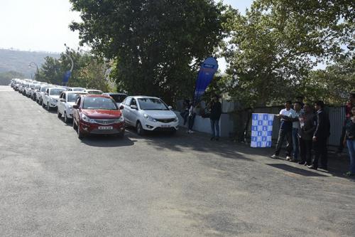 Tata Zest enters Asia Book of Records, organises largest convoy