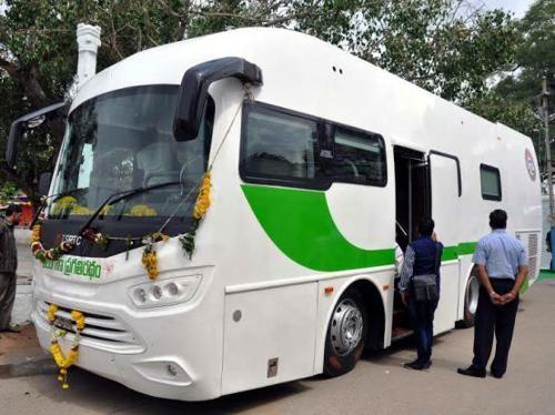 Telangana Chief Minister adds Rs. 5 crore Mercedes-Benz bus to his convoy