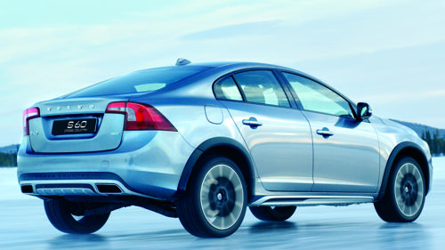 Volvo S60 Cross Country Rear view