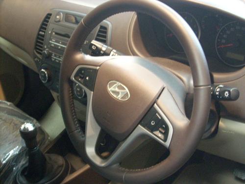 Hyundai i20 steering