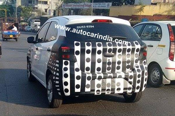 2015 Ford Figo hatchback spotted undergoing test in India
