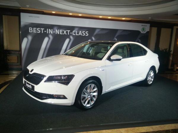 Skoda rolls out 1 lakh units of the Superb