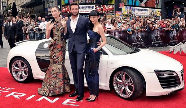 Hugh Jackman arrives at Wolverine London Premiere in an Audi R8 Spyder