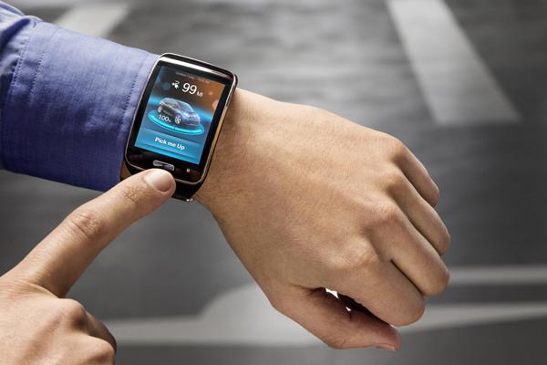 BMW working on a Smartwatch that can park your vehicle for you