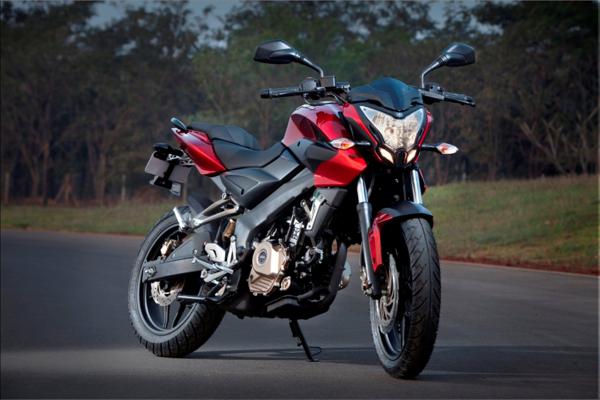 Bajaj pulsar deals 200 cc bike