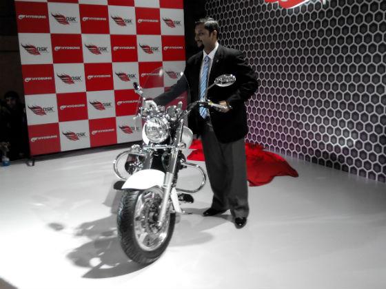 DSK Hyosung Aquila 250 launched at 2.69 Lakhs