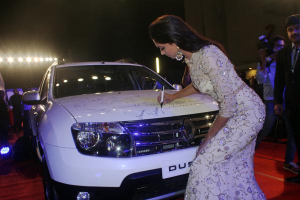 Deepika Padukone signs the new Renault Duster AWD