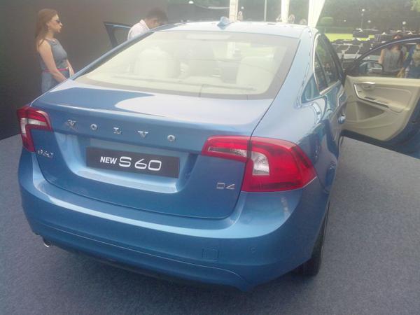 Facelift versions of Volvo S60 and XC60 launched in India 