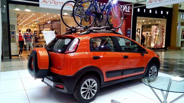 Fiat previews Avventura at shopping malls in New Delhi, Mumbai and Bangalore