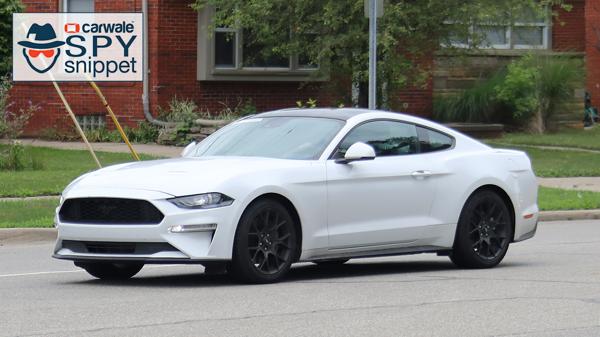   Euro-spec Ford Mustang facelift spied 