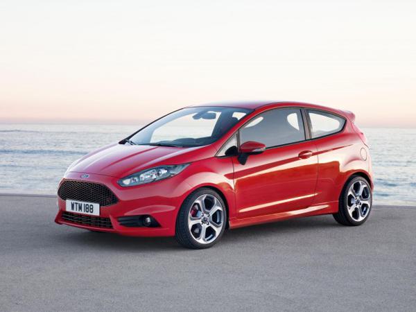 2013 Ford Fiesta facelift supposed to be inspired by Fusion/Mondeo
