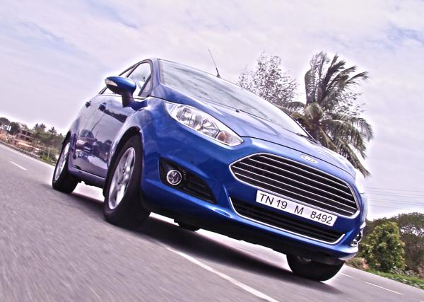 2014 Ford Fiesta Images 13