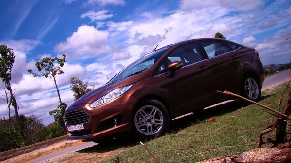 2014 Ford Fiesta Images 36