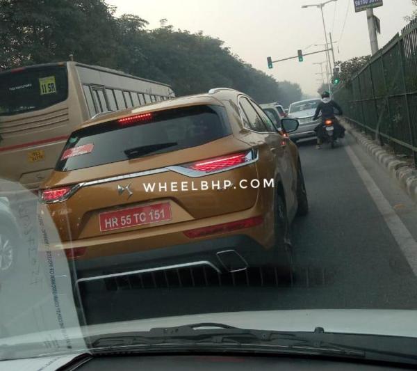DS 7 Crossback spotted on test in India