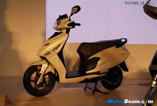 Hero MotoCorp to Unveil New Dewlet Scooter in September