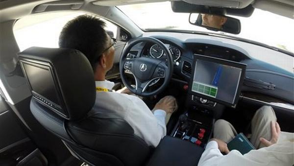 Honda demonstrates self-driving car in Detroit 